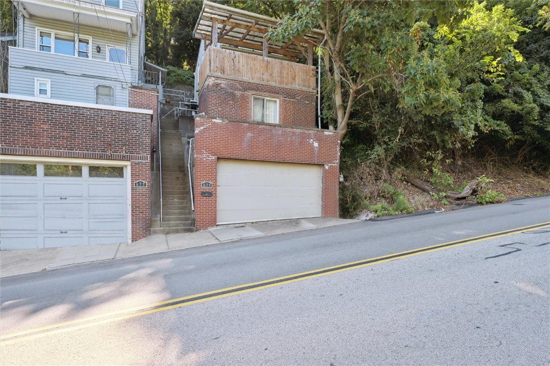 679 Greentree Rd BanksvilleWestwood, PA 15220