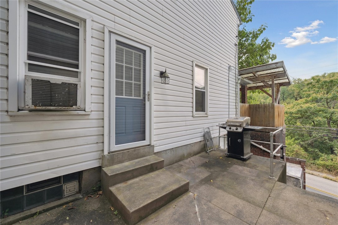 679 Greentree Rd BanksvilleWestwood, PA 15220