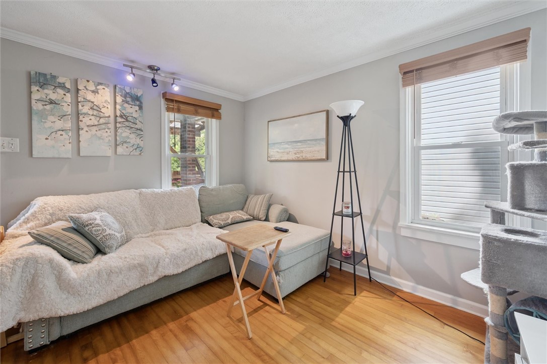 679 Greentree Rd BanksvilleWestwood, PA 15220