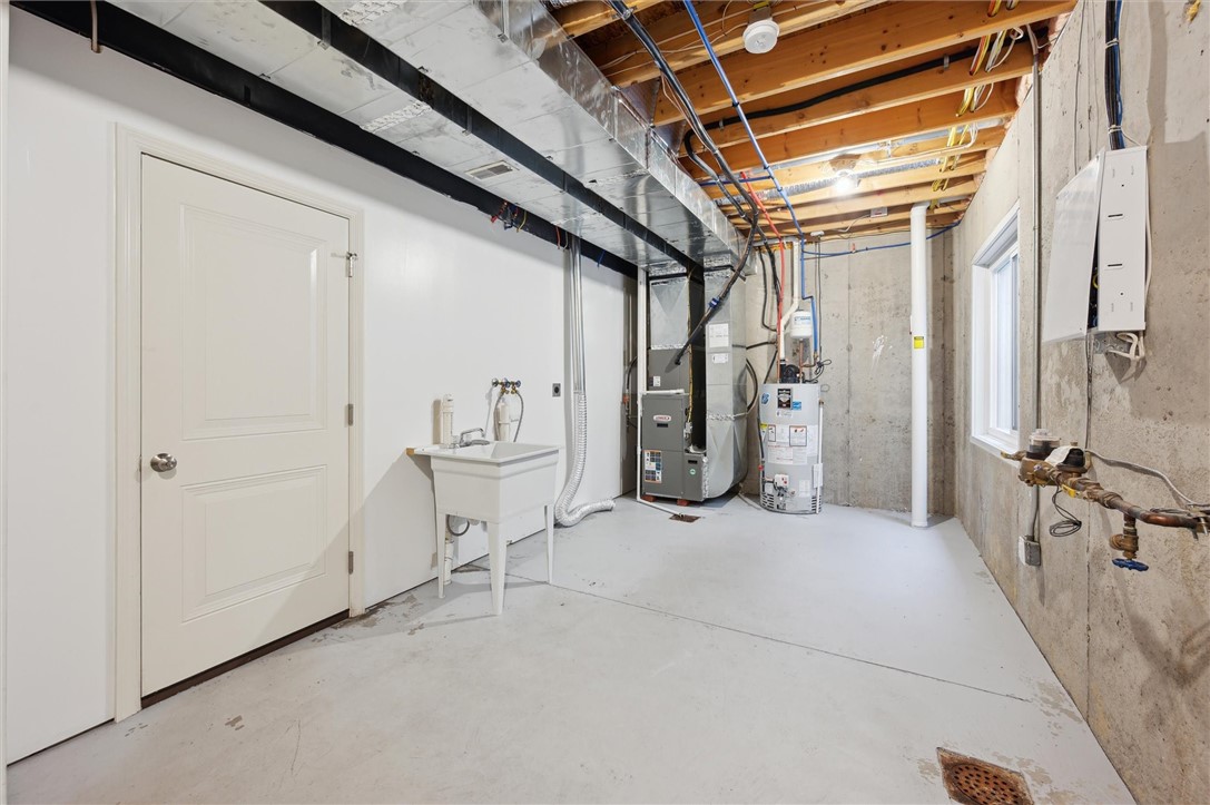 409 Marshall Ht Marshall, PA 15090