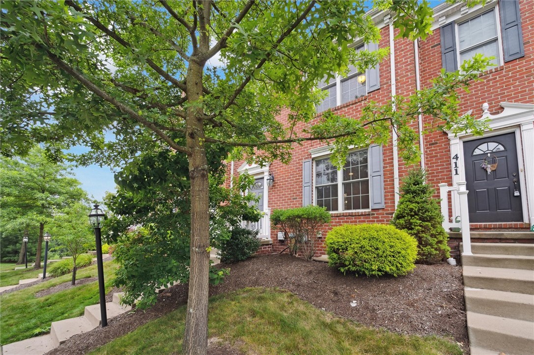 409 Marshall Ht Marshall, PA 15090