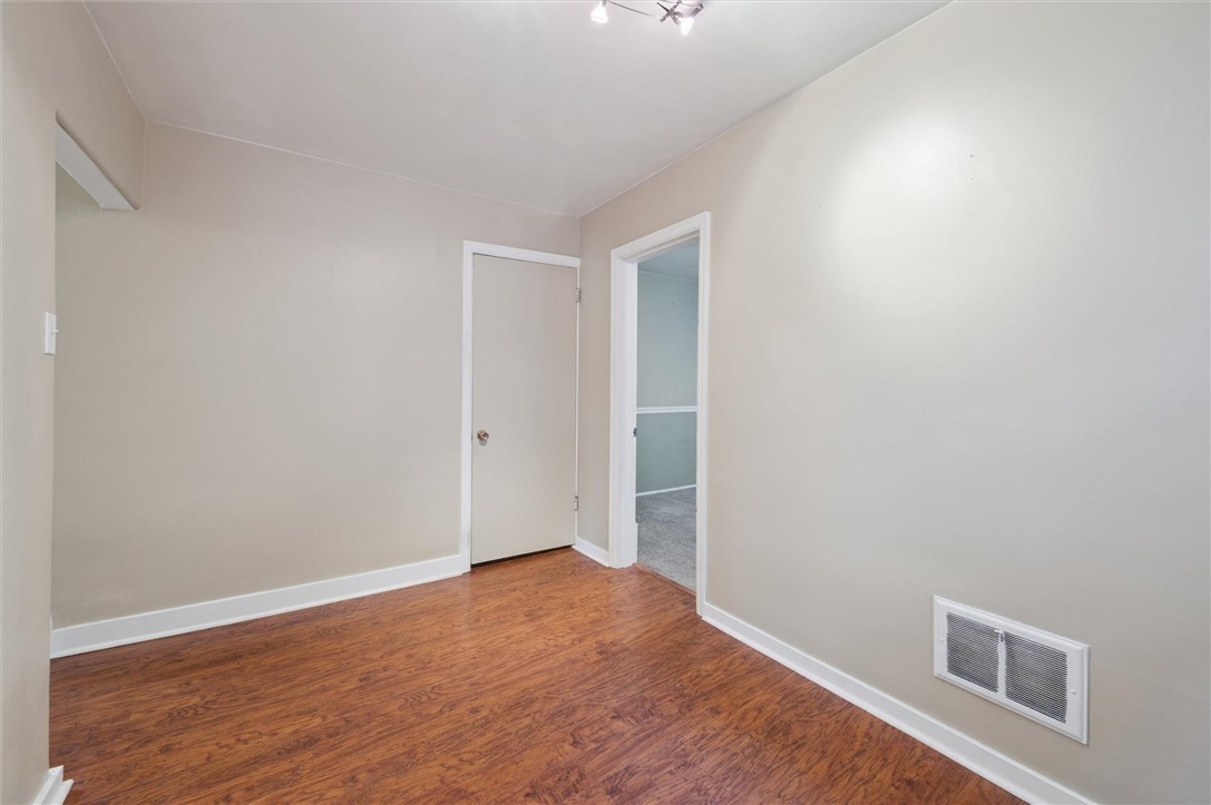 677 Greentree Rd BanksvilleWestwood, PA 15220