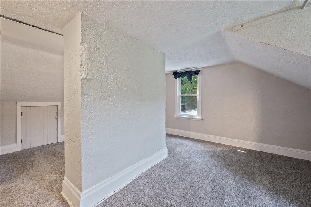 677 Greentree Rd BanksvilleWestwood, PA 15220