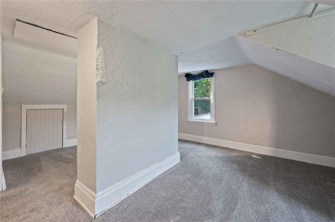 677 Greentree Rd BanksvilleWestwood, PA 15220