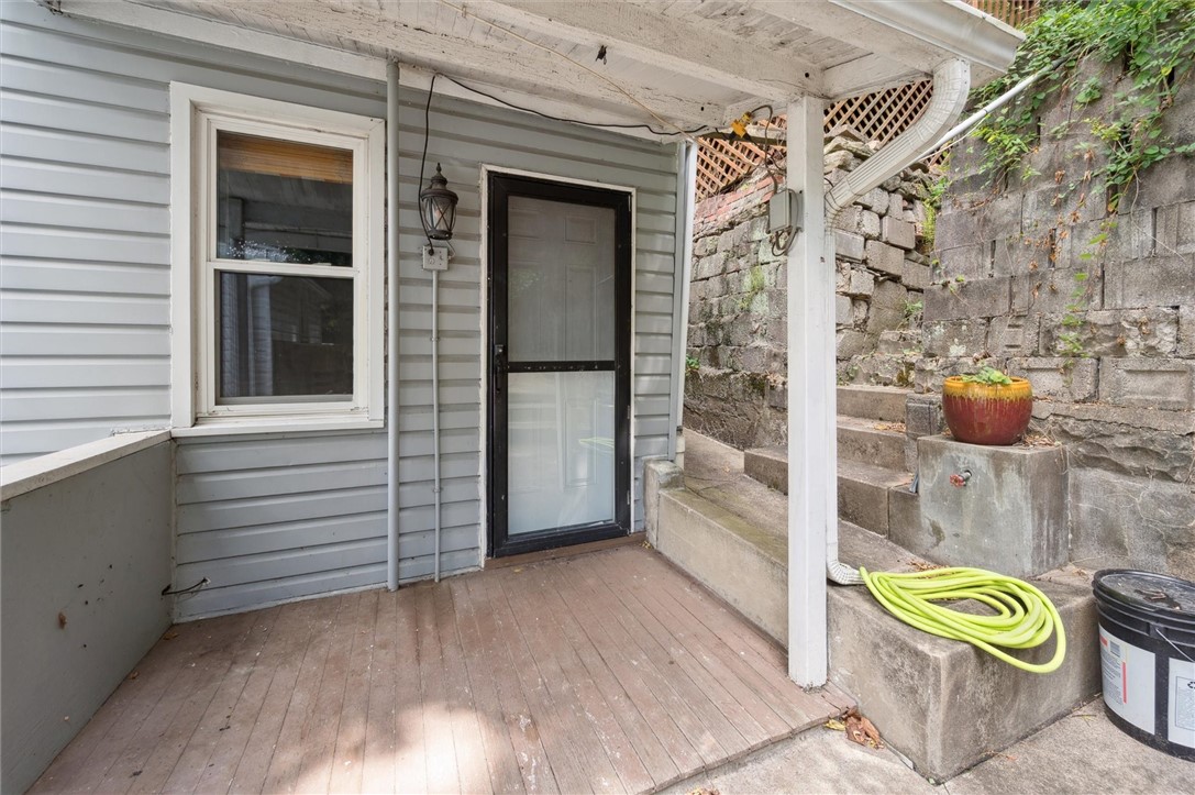 677 Greentree Rd BanksvilleWestwood, PA 15220